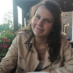 Meet your Posher, Sarah